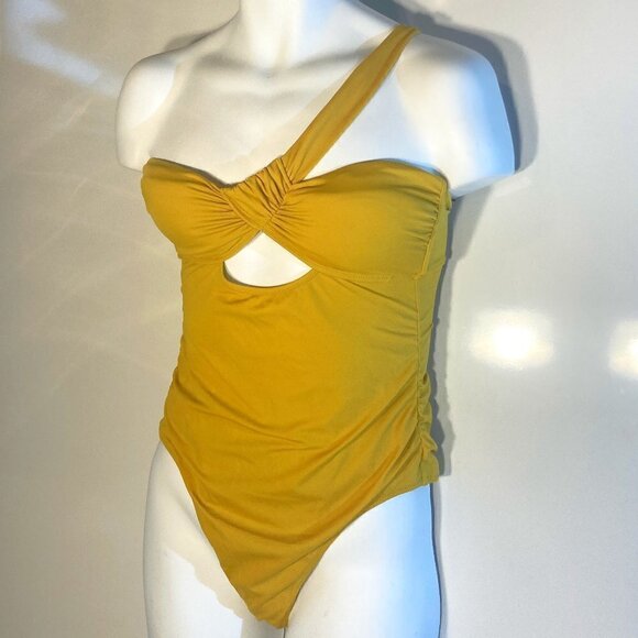 Shade & Shore NWT SZM Golden Yellow One Strap 1 Piece Figure Flattering Swimsuit - Picture 1 of 9